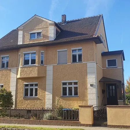 Haesselhof - 80Qm Ferienwohnung Im Zentrum Von Bad Liebenwerda Exterior photo
